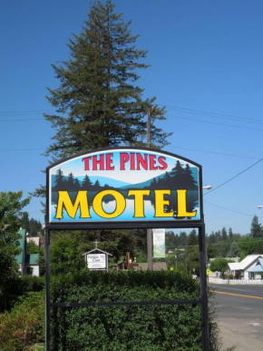 Отель The Pines Motel  Сейнт Марис